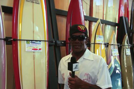 Hawaiian VIntage Surf Auction 2011 | Buttons on Aipa